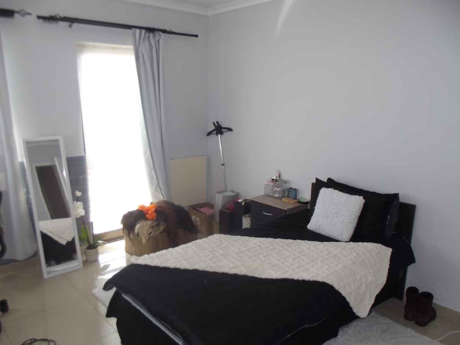 2 Bedroom Property for Sale in Parklands Western Cape